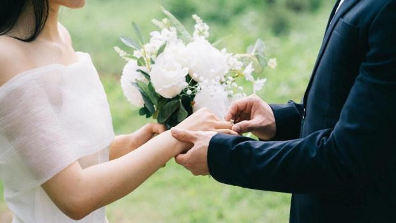 Evlilik kredisinde yeni dönem: Gelir sınırı yükseltildi, çocuk sahiplerine borç silme avantajı geldi