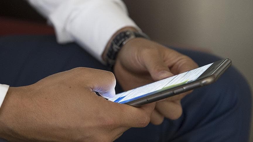 Telefonunuz Sizi Dinliyor mu? Uzmanlar, Uygulama İzinlerindeki Gizli Tehlikeye Dikkat Çekti