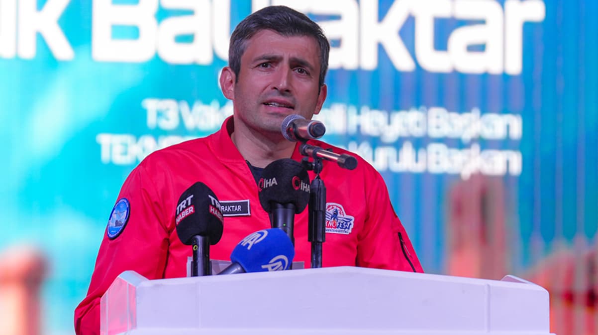 Bayraktar'dan TEKNOFEST Mavi Vatan'a davet: 'Gölcük'te herkesi bekliyoruz'