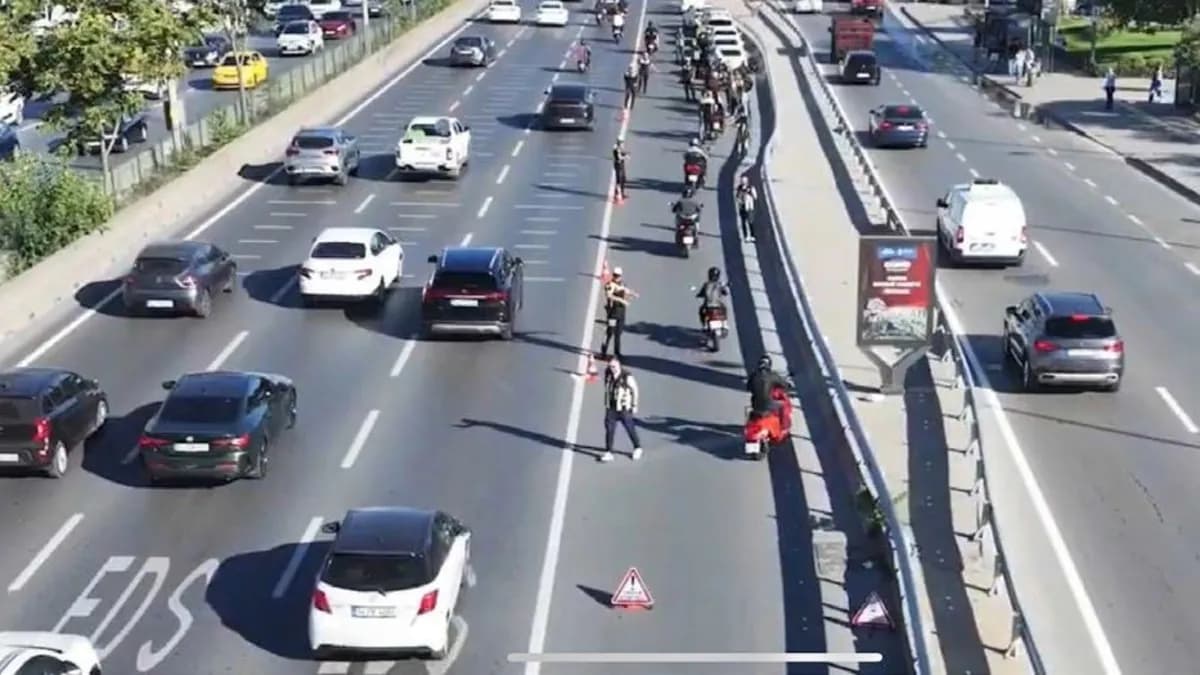 İstanbul'da motosiklet sürücülerine yönelik denetim: 1 milyon liranın üzerinde ceza kesildi