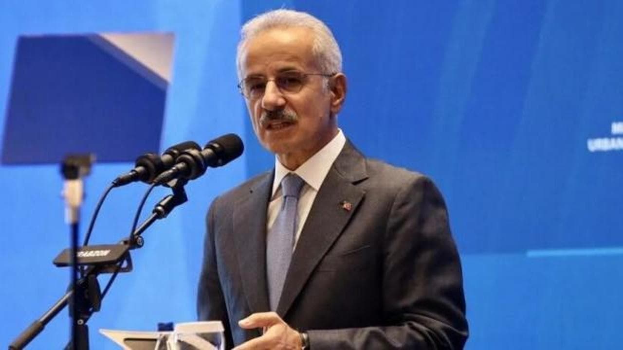Bakan Uraloğlu: Limanlarda yeşil dönüşüm ve mavi karbon ekosistemi koruma önceliğimiz