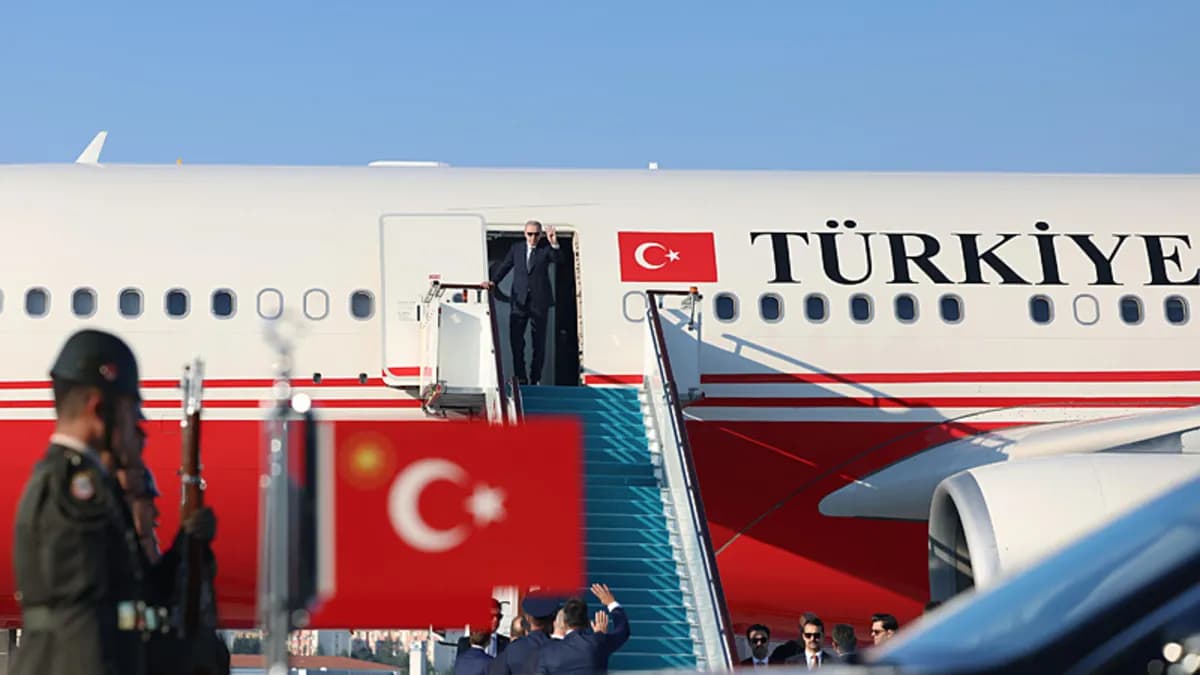 Cumhurbaşkanı Erdoğan, kritik görüşmeler için Suudi Arabistan'a gitti