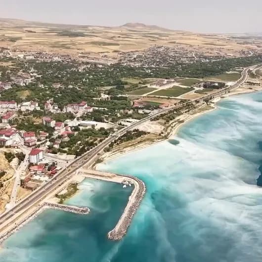 Van Gölü'nün büyüleyici güzelliği: Fotoğrafta filtreye gerek yok