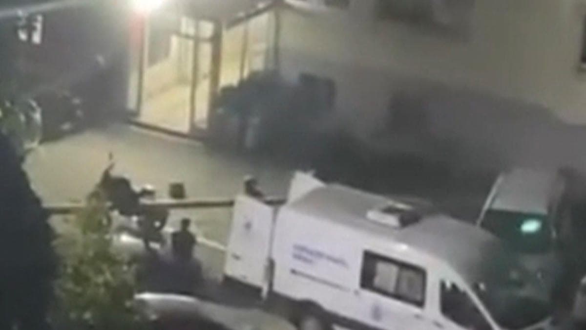 Beylikdüzü'nde genç adamın şüpheli ölümü: Saatlerdir kendisinden haber alınamıyordu
