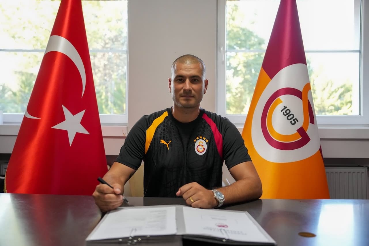 Galatasaray'dan resmi açıklama: Yıllar sonra yeniden sarı-kırmızılı formaya dönüyor