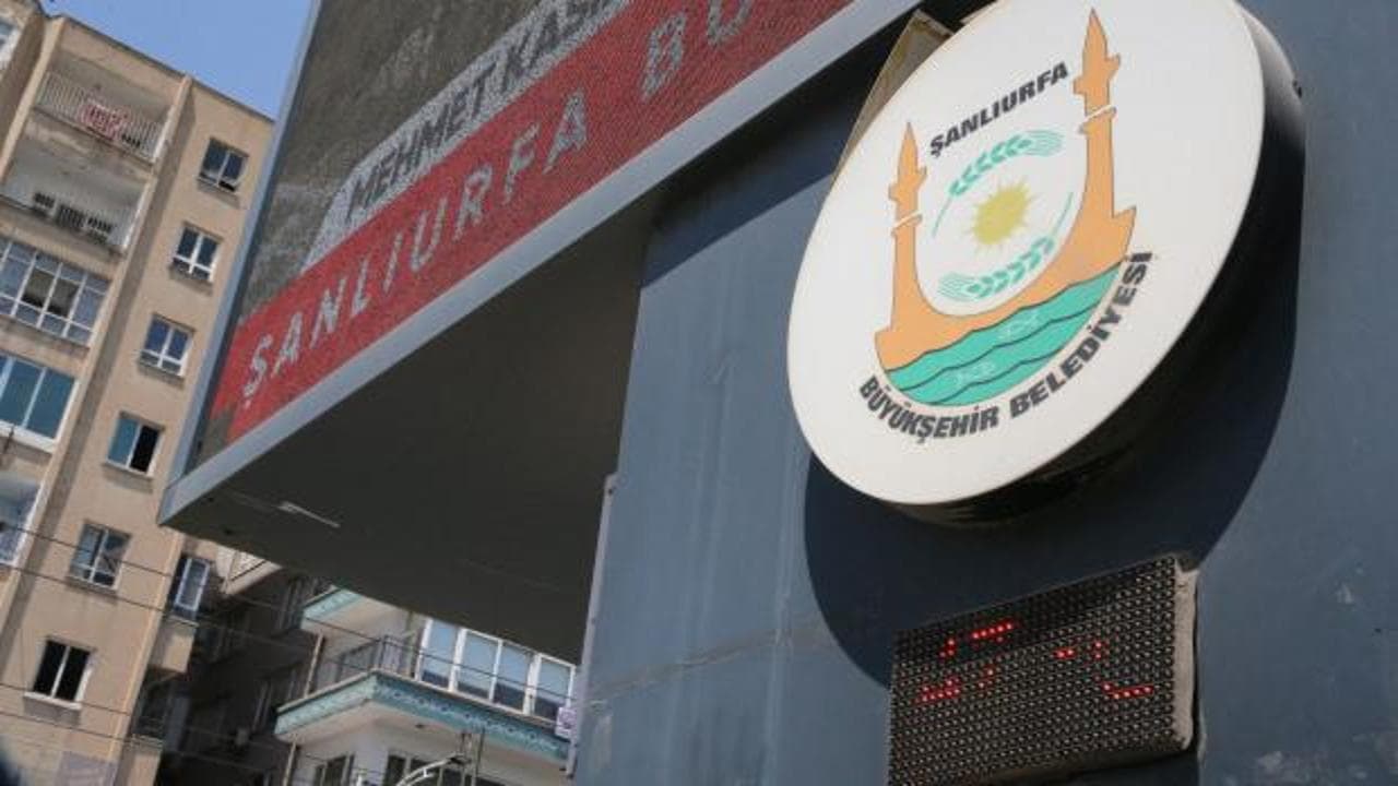 Şanlıurfa'da termometreler 47 dereceyi gördü: Asfalt işçileri kavurucu sıcakta mesai yapıyor