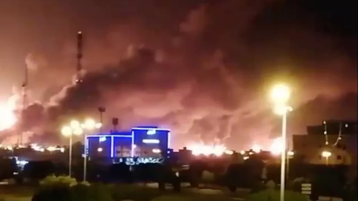 Barış umutları daha kurumadan Husiler Suudi Arabistan'a saldırdı