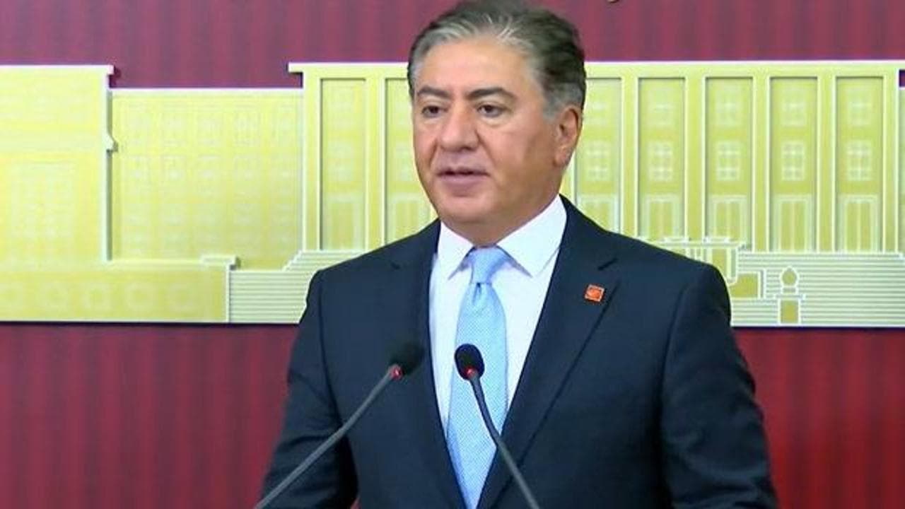 Yeni Partili Emir'den Mekke Anlaşması'na sert tepki: 'Kurumsal aklın çökmesi'