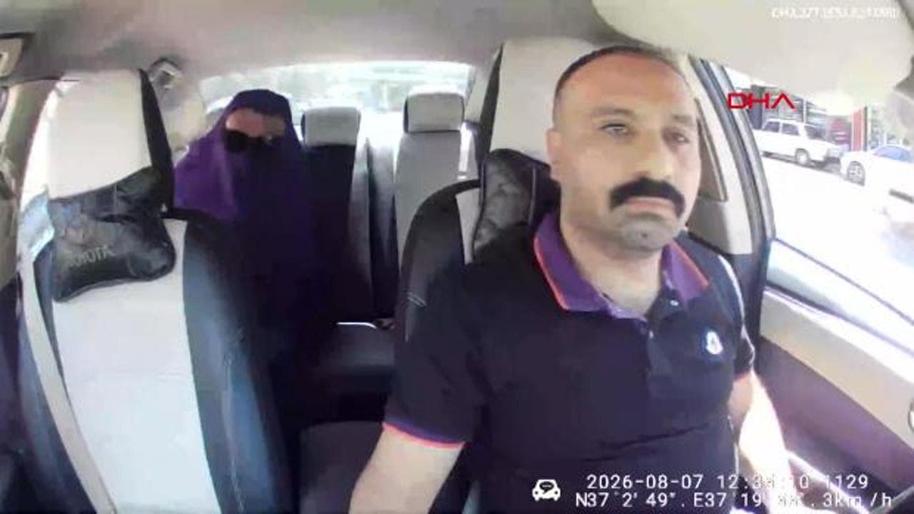 Cami yolunda çarşaflı pusu: Zanlı kaçmaya çalışırken takside yakalandı