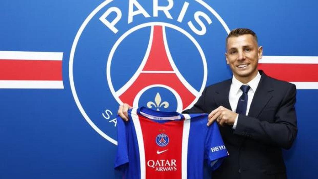 PSG, 12 Yıl Sonra Bir Yıldızını Geri Getirdi! Lucas Digne Resmen Döndü