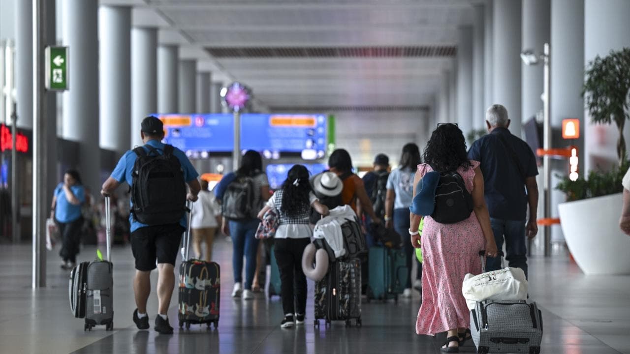 Tarihi transferin ardından taraftarlar Türkiye uçuşlarını topluca iptal etti