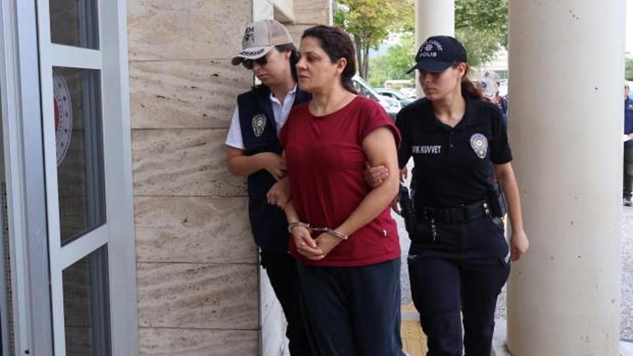 15 Temmuz sanığı Karatepe'nin kırmızı bültenle aranan ablası da tutuklandı