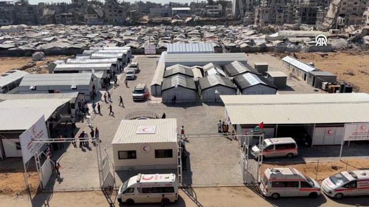Türkiye'nin katkısıyla Gazze'nin kuzeyinde 120 yataklı sahra hastanesi hizmete açıldı