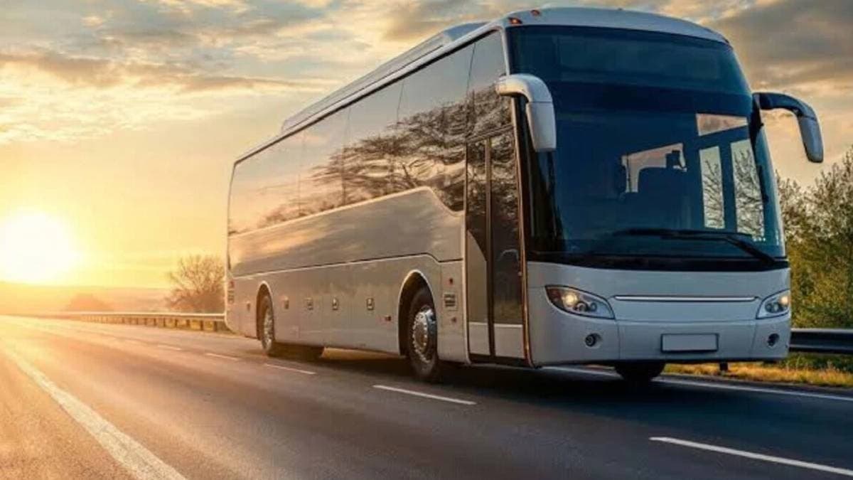 64 Yıllık Çınar Devrilmedi: Türkiye'nin Köklü Otobüs Firması Yeni Sahiplerine Geçti