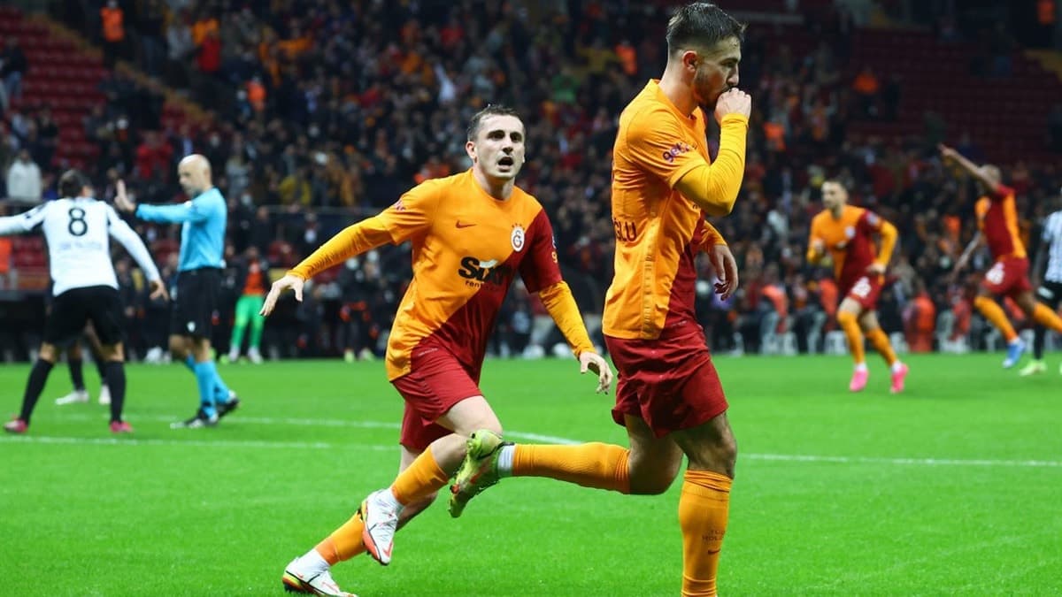 Galatasaray'ın ayrılan yıldızı eski kulübüne döndü! Transfer resmen açıklandı