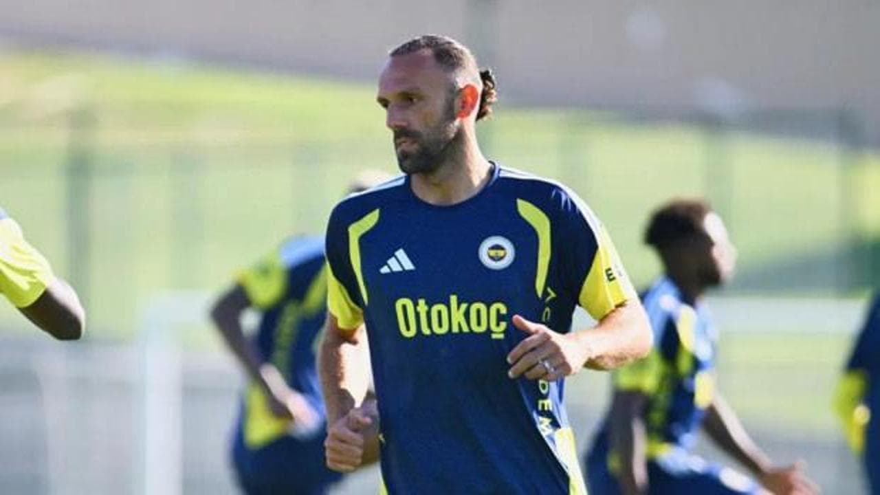 Fenerbahçe'den Yerli Statü Atağı: Vedat Muriqi İçin TFF'ye Resmi Başvuru Yapıldı