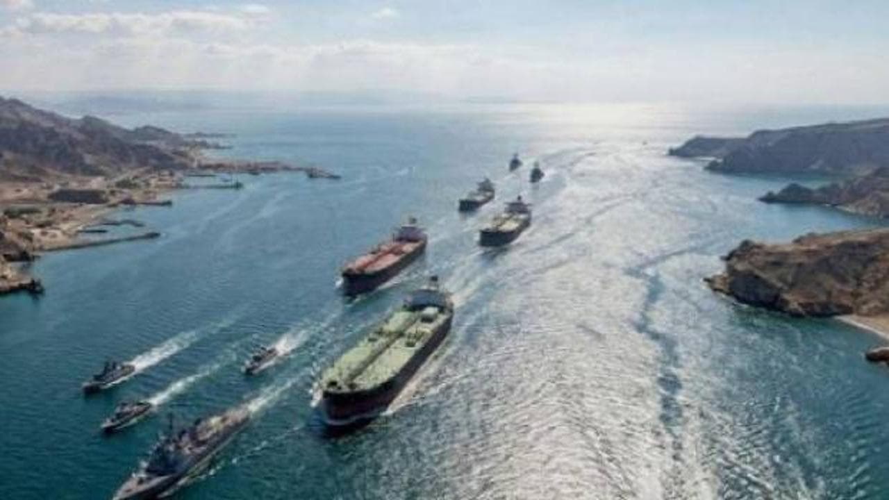 İran'dan Hürmüz Boğazı'nda rest: ABD'nin 'kontrol' iddiasına sert yanıt