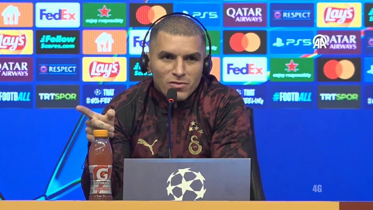 Galatasaray'da sürpriz ayrılık kapıda: Transfer gündeminin gölgesinde dikkat çeken gelişme