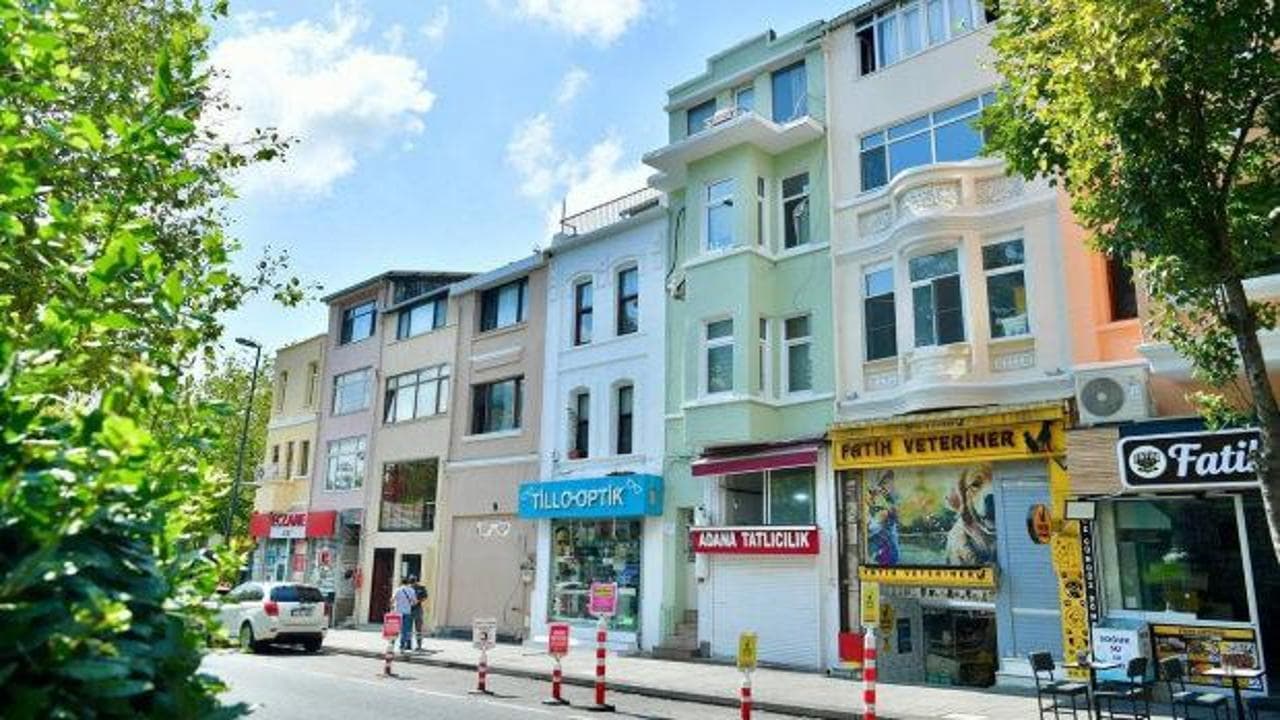 Fatih'in tarihi caddeleri siluet kazanıyor: 92 binada cephe yenileme çalışması