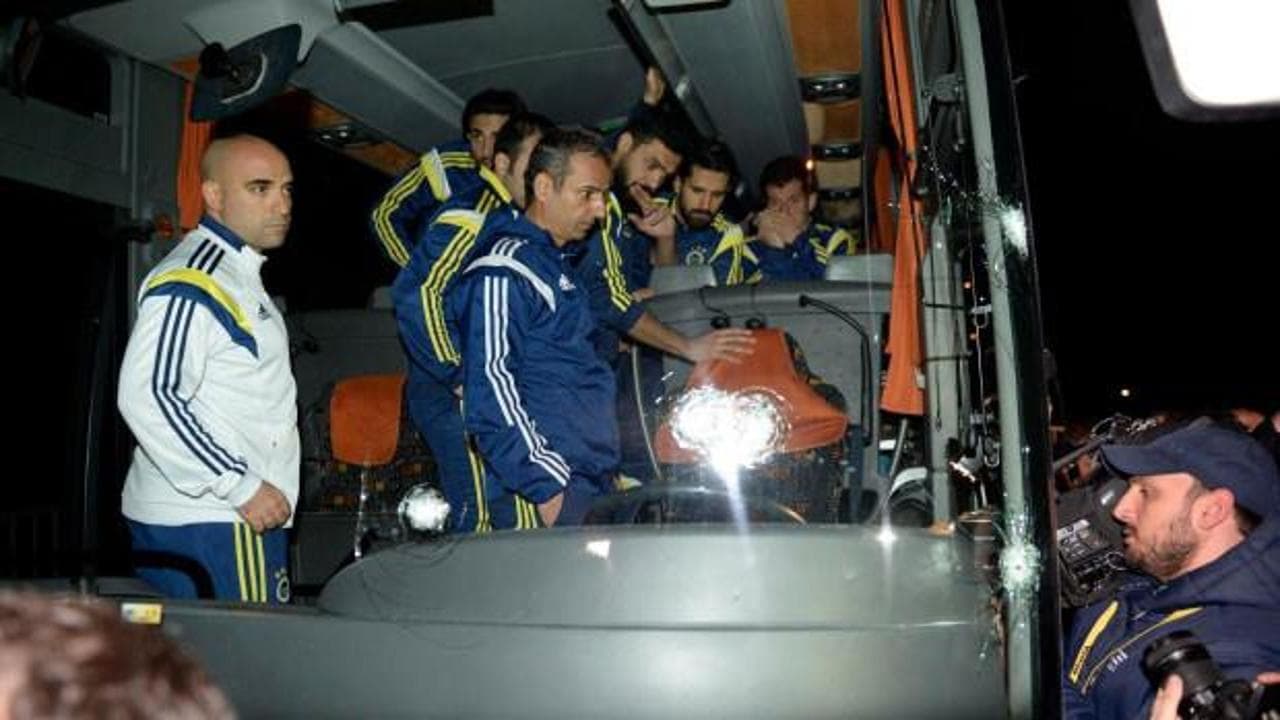 Fenerbahçe otobüsüne saldırı davasında 4 şüpheli adliyeye sevk edildi