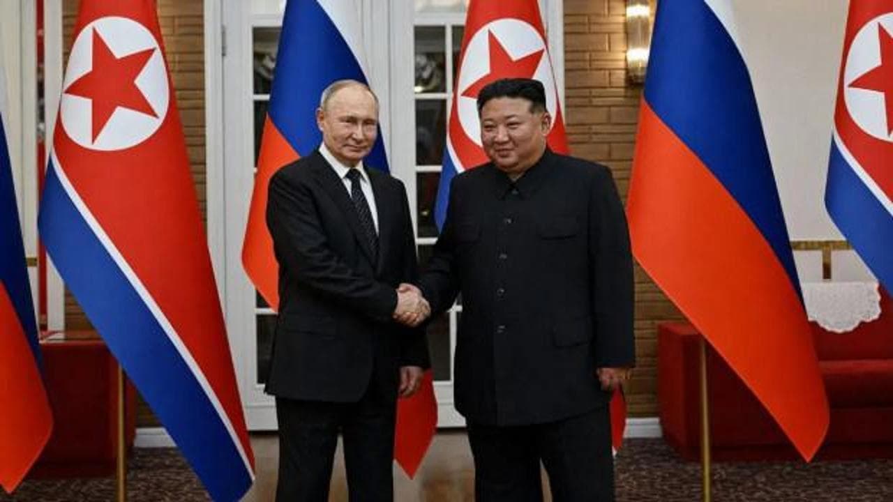 Putin'den Kim Jong-un'a kutlama mesajı: İlişkiler benzeri görülmemiş seviyede