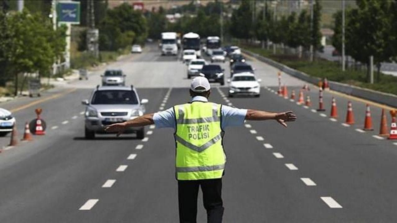 İstanbul'da triatlon şampiyonası nedeniyle yarın bazı yollar kapanıyor