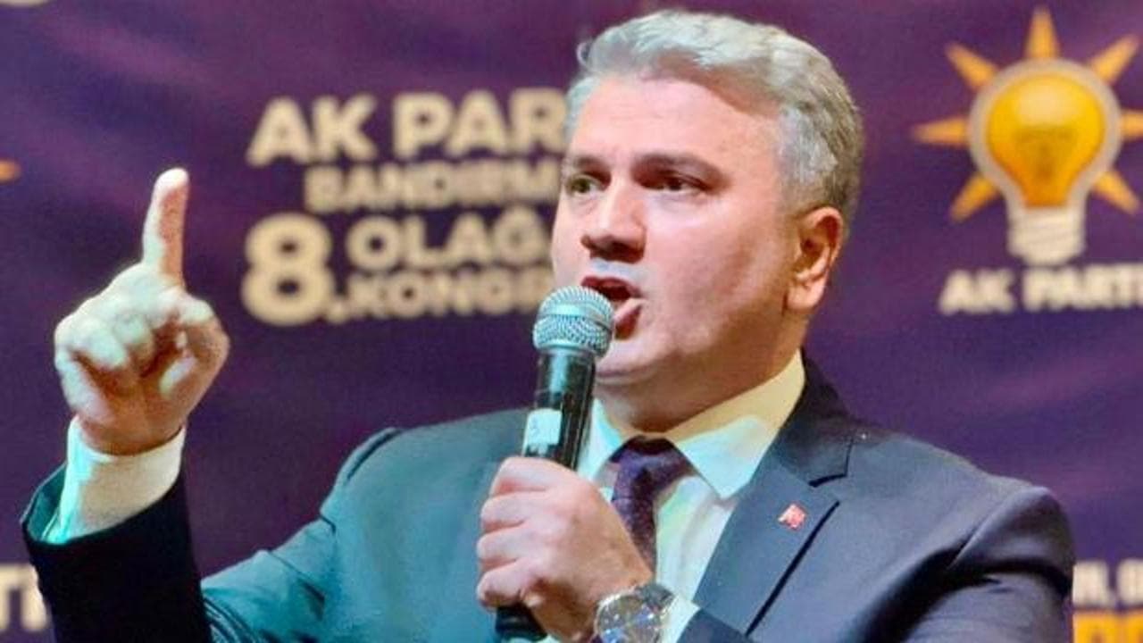 AK Partili Canbey'den İYİ Parti'ye sert çıkış: "Hamasetle değil, hizmetle konuşun"