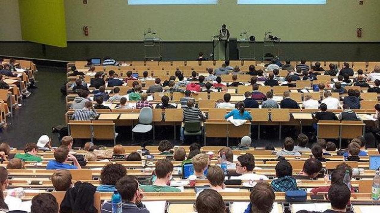 Üniversitede yeni dönem: 4 yıllık lisans programları 3 yıla düşürülecek