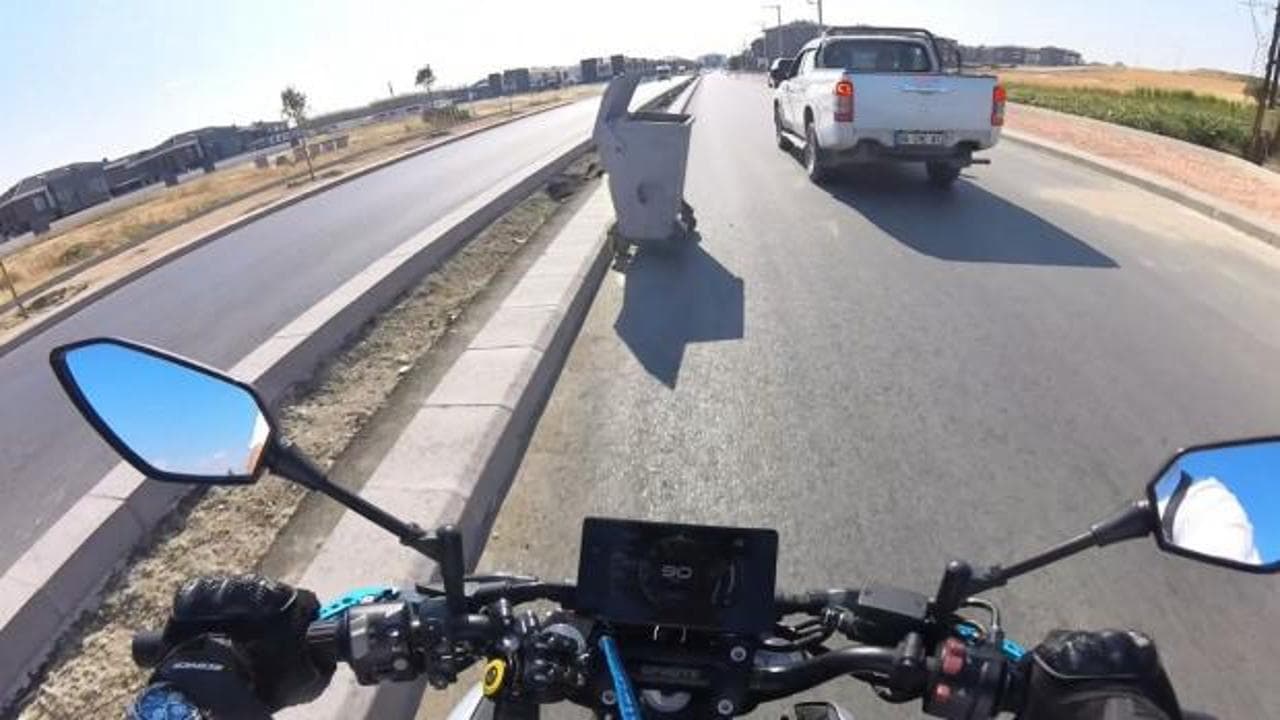 Eskişehir'de çöp konteyneri faciaya neden oluyordu: Kask kamerası saniye saniye kaydetti