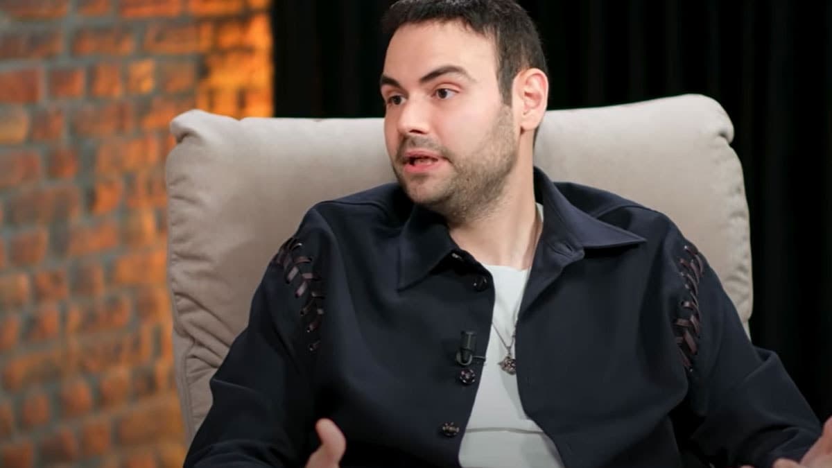 Sabancı ailesinin veliahtı Faruk Sabancı kurumsal hayatı geride bırakarak DJ'lik yolunu seçti