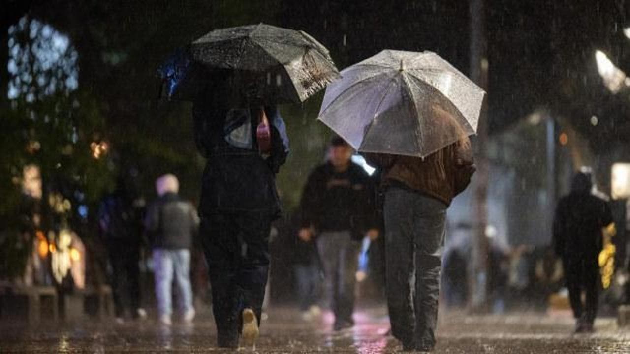 Meteoroloji'den kritik uyarı: Yurt genelinde sağanak ve fırtına etkili olacak