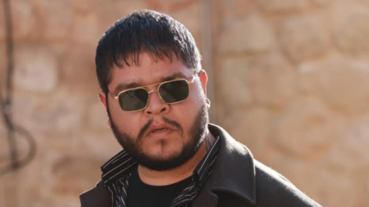 Uzak Şehir'in Kadir'i Burak Şafak nişanlandı, nişanlısı ilk kez görüntülendi