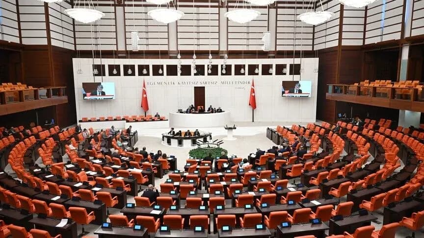 Ankara'da siyasi hesaplar yeniden yapılıyor: İki ayrı ittifak için düğmeye basıldı