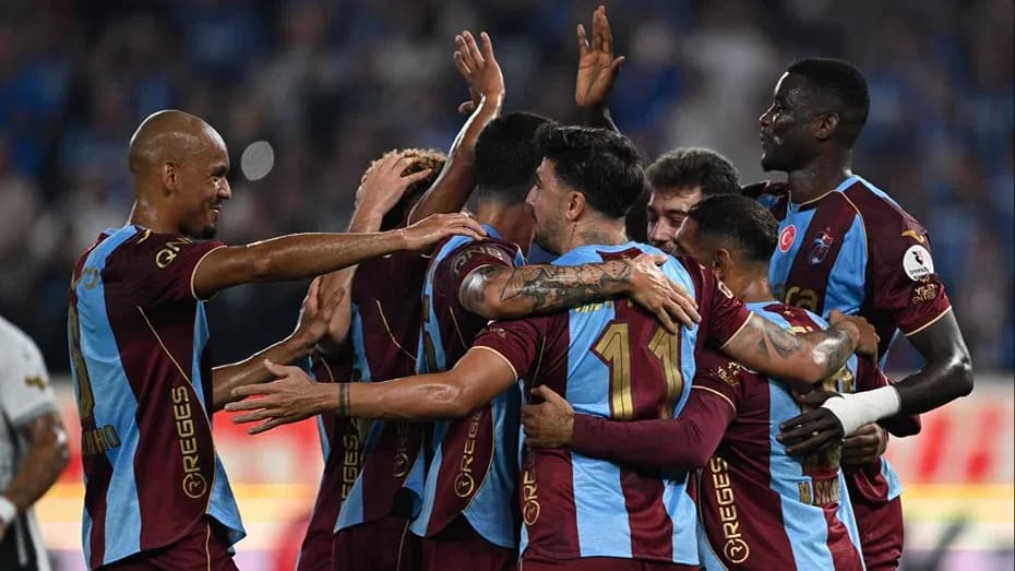 Trabzonspor transferde erken hareket etti: 2 oyuncuyla ön imza atıldı