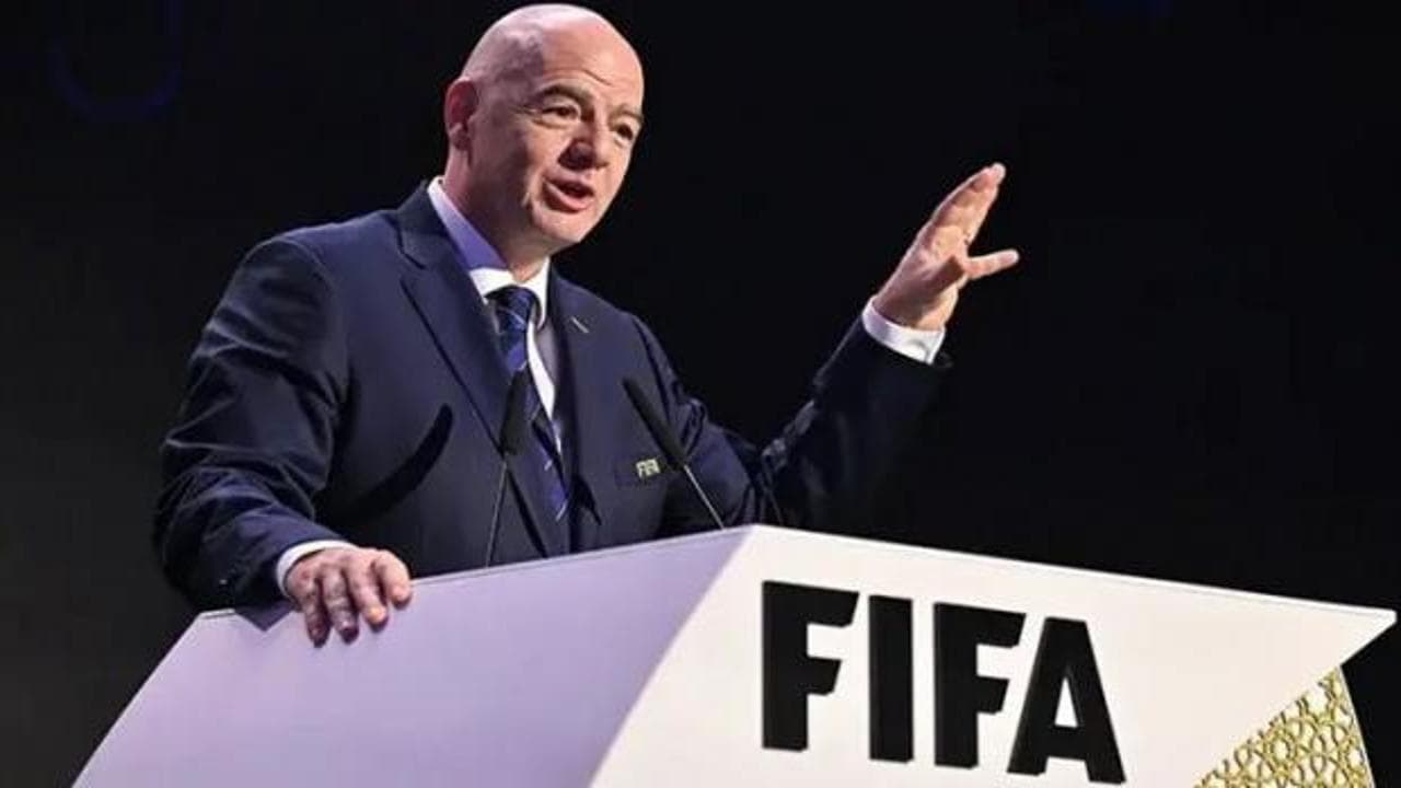 Infantino'ya bir darbe daha: Fransa da desteğini çekti!